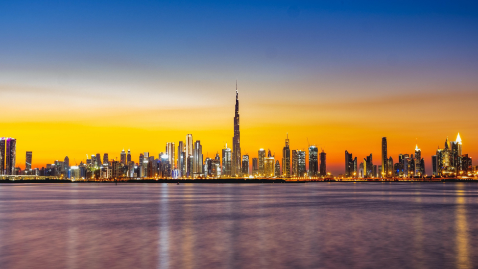 exploreImage